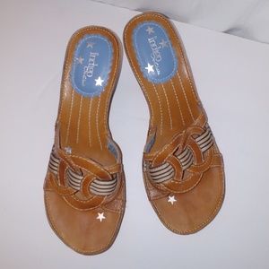 Indigo By Clarks women's leather sandals SZ 8M